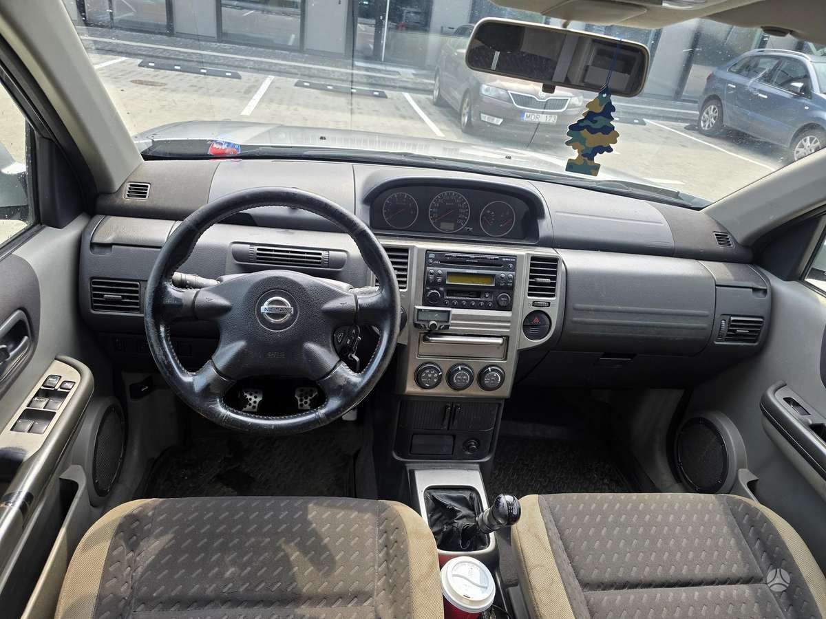 Nissan X-Trail 2005 — photo 9