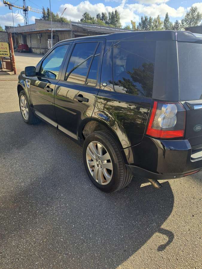 Land Rover 2012 — салон