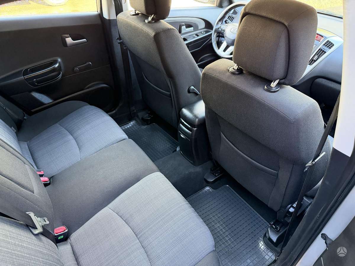 Kia Ceed 2010 — photo 21
