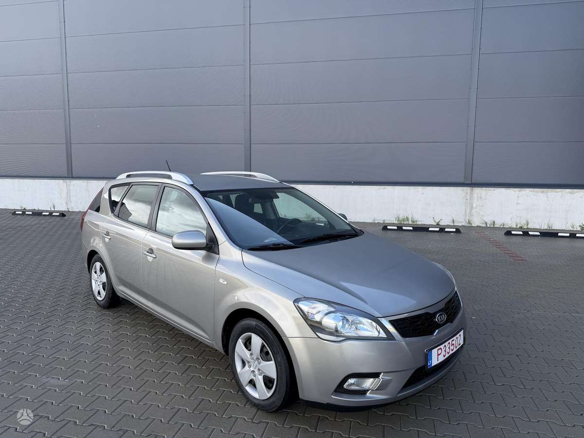 Kia Ceed 2010 — engine 1582 cm³, 116 HP (85kW)