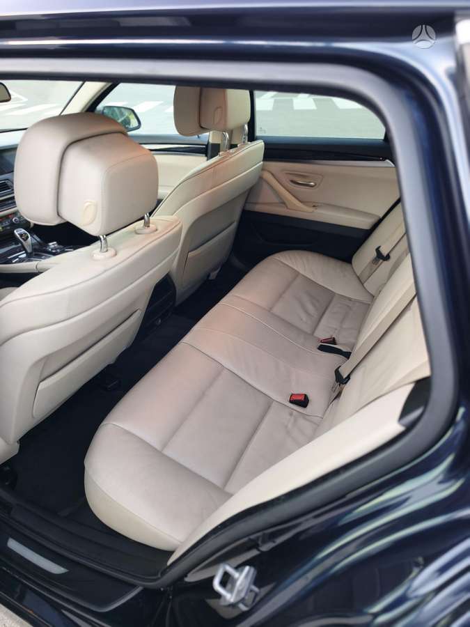 BMW 530 2012 — photo 11