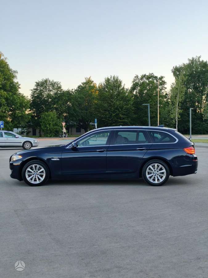 BMW 530 2012 — photo 6