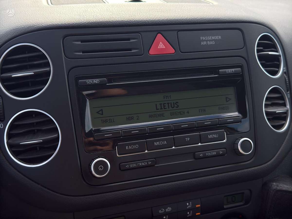 Volkswagen Golf 2008 — photo 17