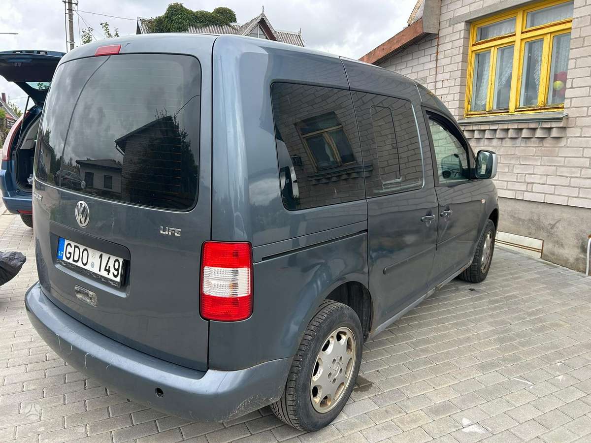 Volkswagen Caddy 2005 — rear view