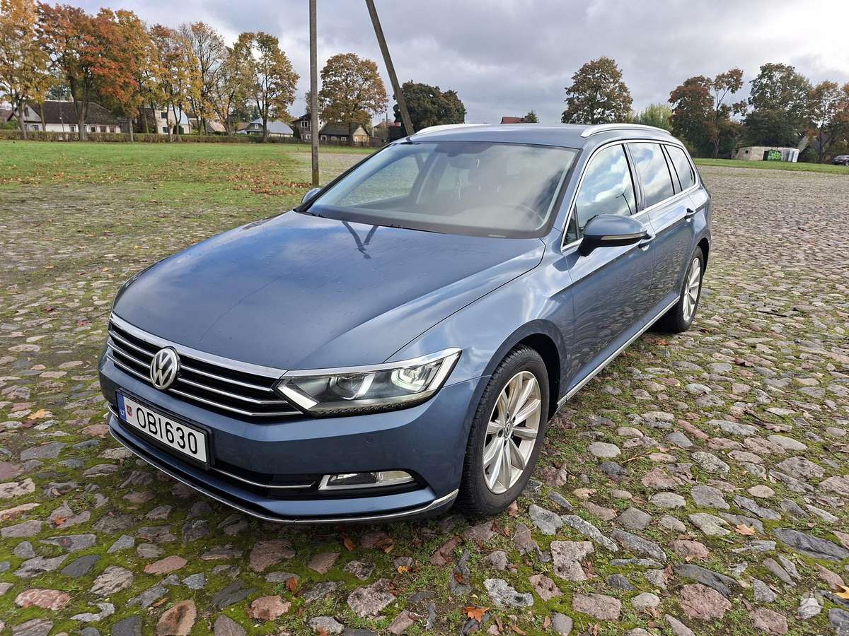 Volkswagen Passat 2015 — салон