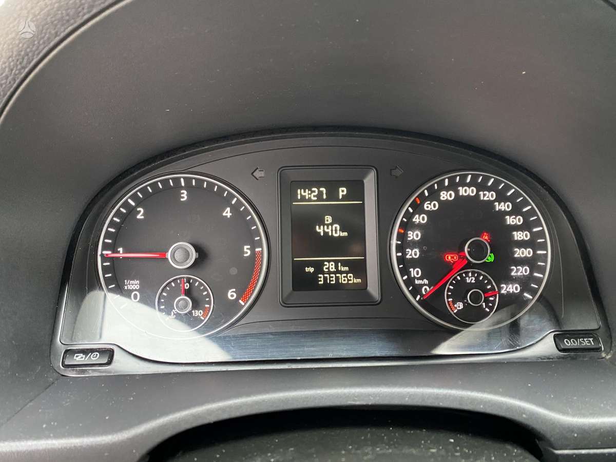 Volkswagen Caddy 2015 — photo 10