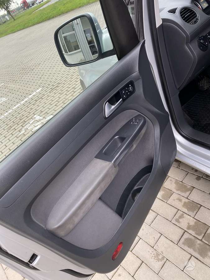 Volkswagen Caddy 2015 — photo 7