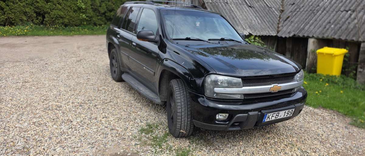 Chevrolet TrailBlazer 2004 — vehicle for AFU Ukraine