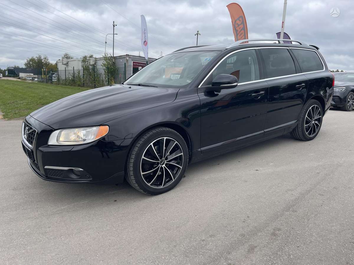 Volvo V70 2012 — photo 6