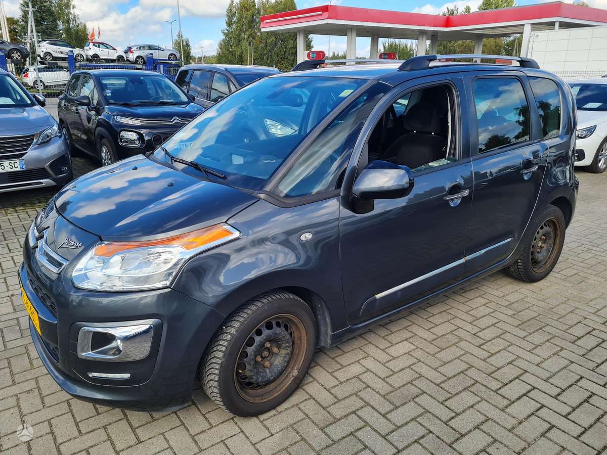 Citroen C3 2014 — interior