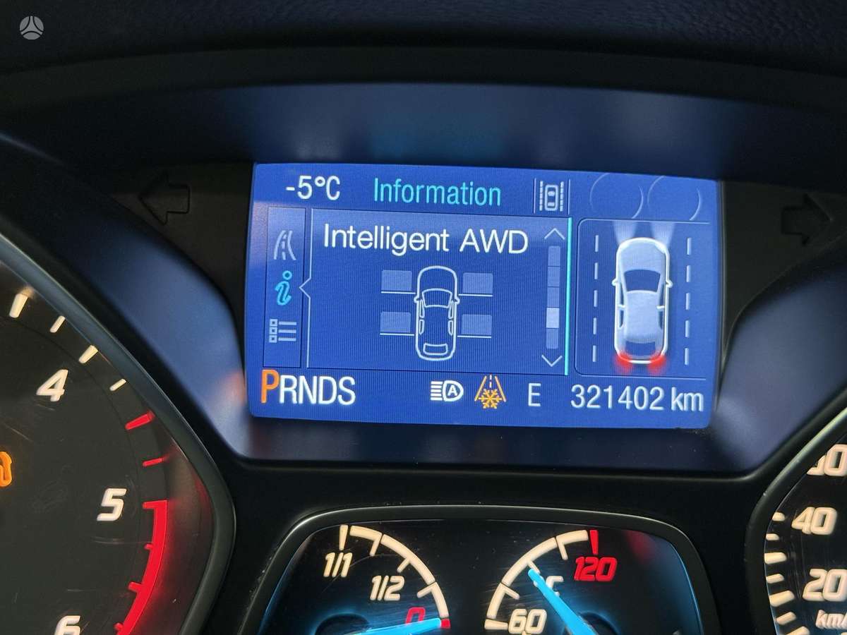 Ford Kuga 2015 — фото 26
