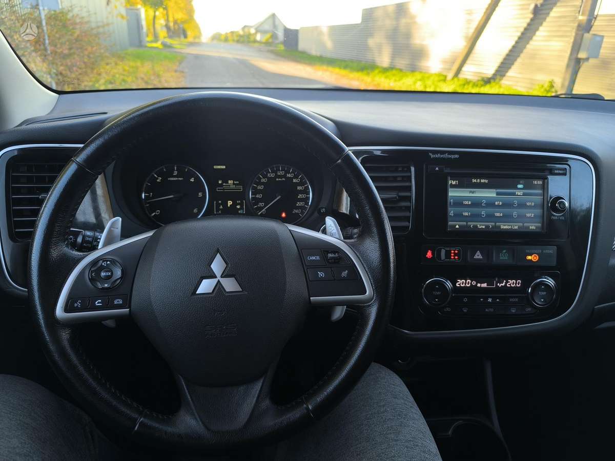 Mitsubishi Outlander 2014 — фото 16