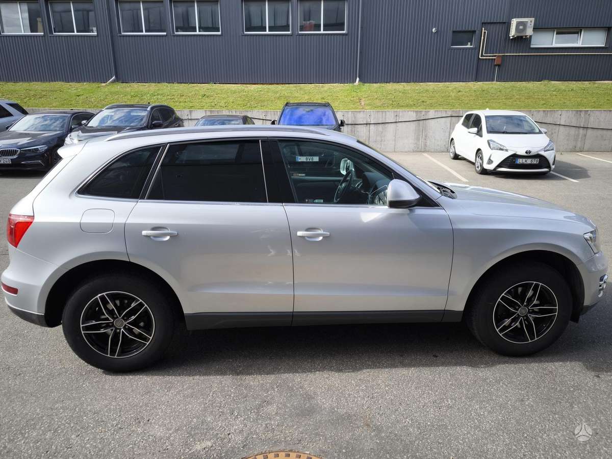 Audi Q5 2008 — двигун 1968 cm³, 170 HP (125kW)