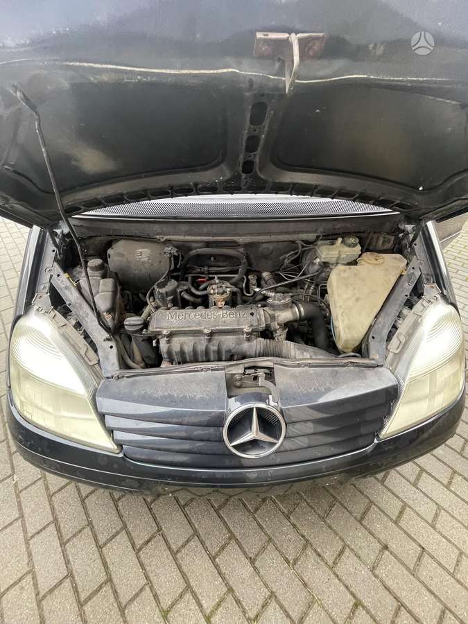Mercedes-Benz Vaneo 2005 — photo 7