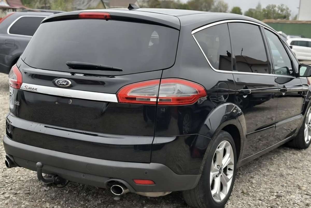 Ford S-MAX 2012 — engine 2200 cm³, 200 HP (147kW)