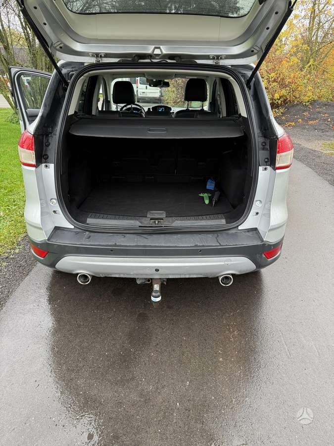 Ford Kuga 2014 — photo 10