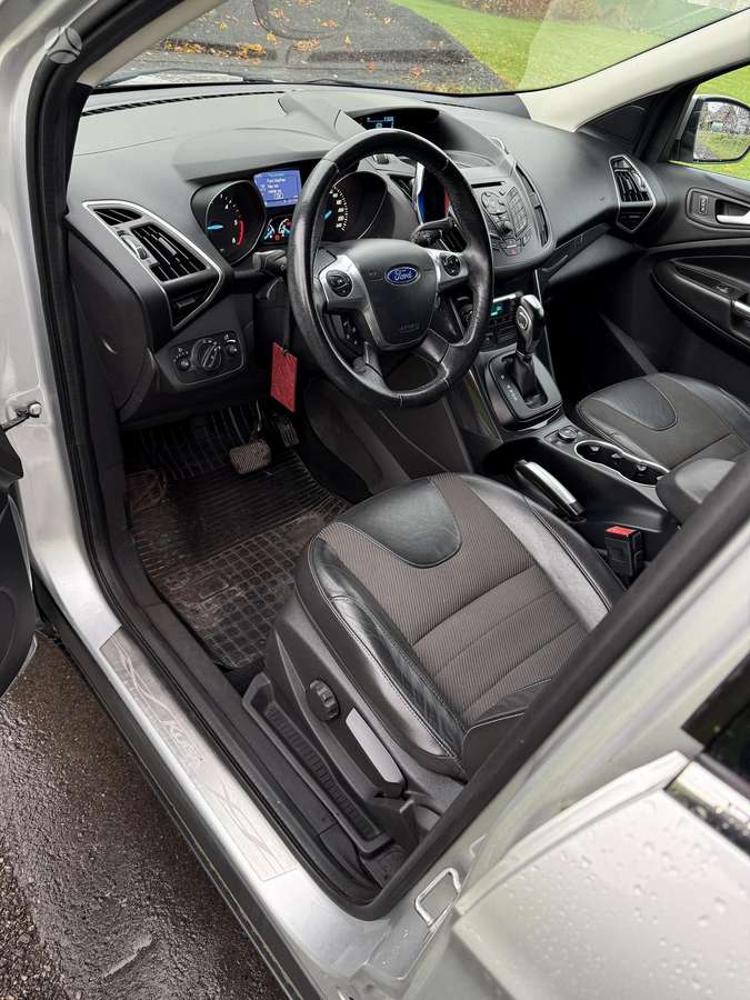 Ford Kuga 2014 — photo 5