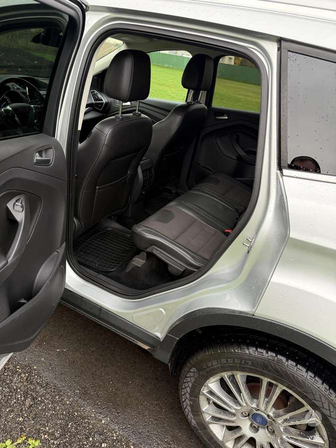 Ford Kuga 2014 — photo 9