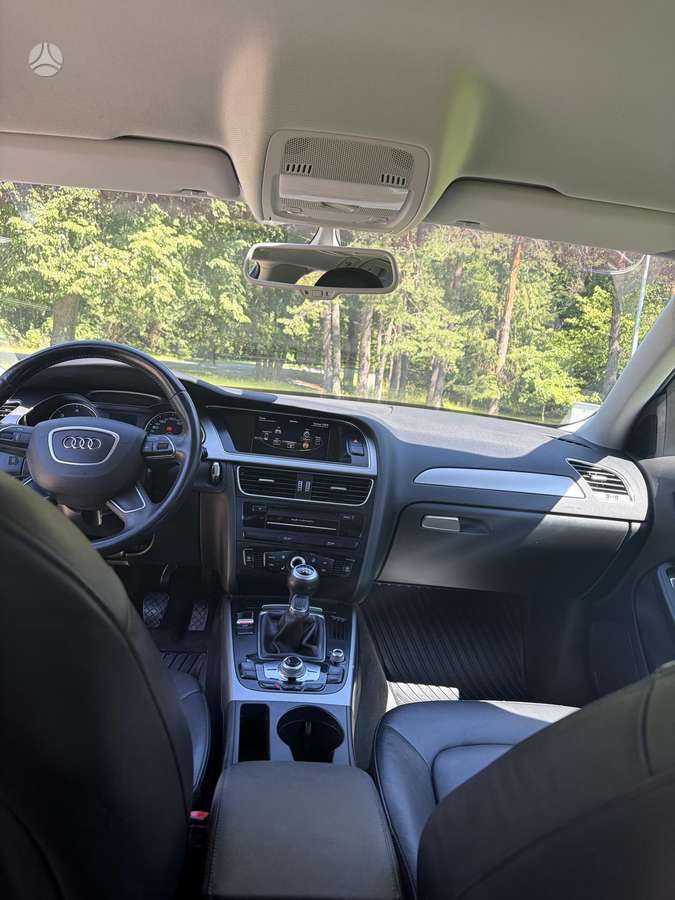 Audi A4 2014 — photo 6