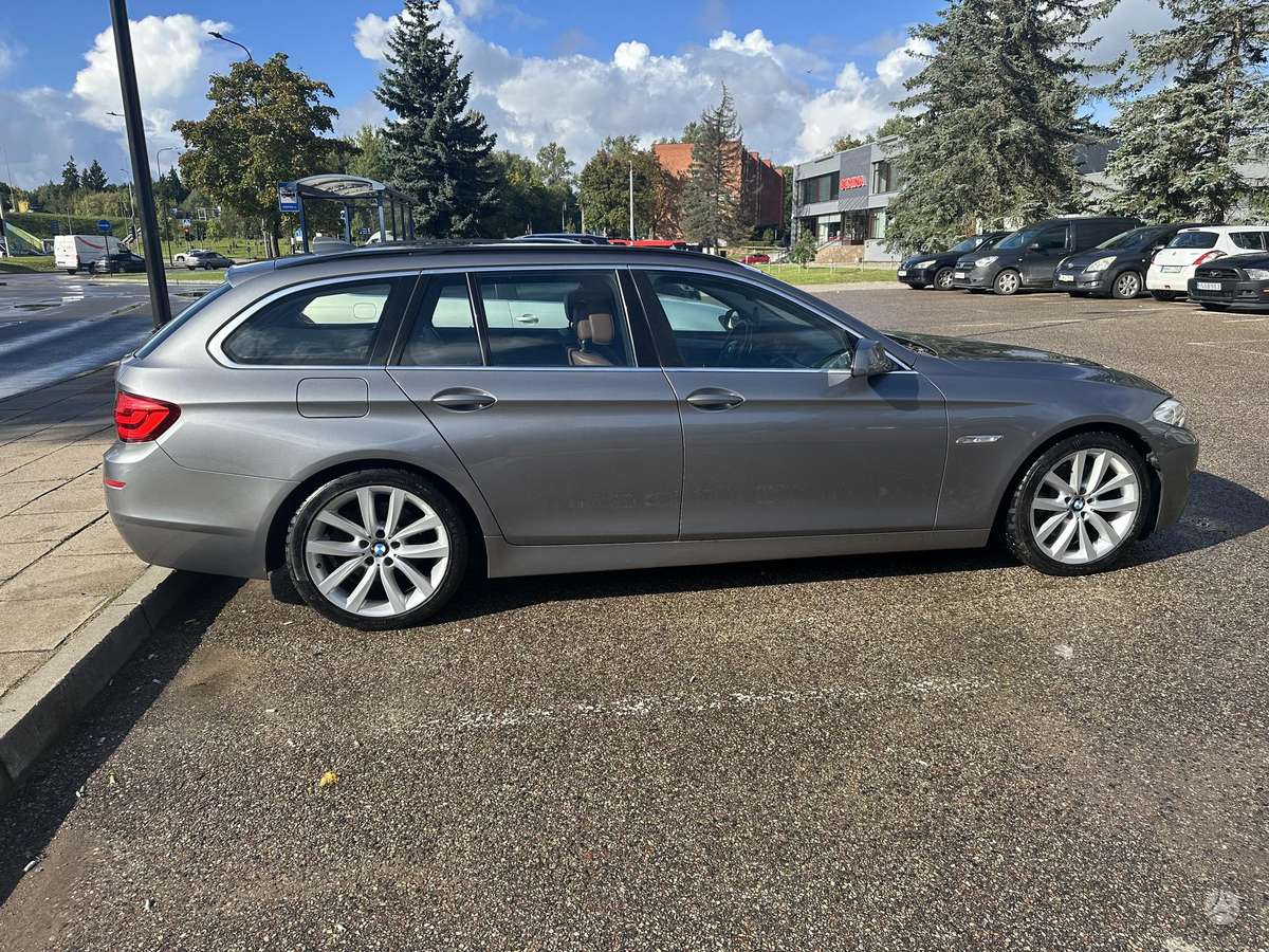 BMW 530 2010 — photo 5