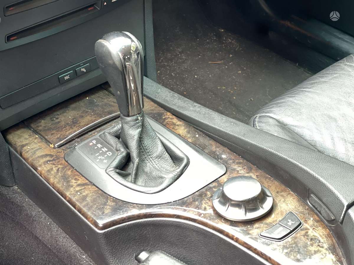 BMW 530 2004 — photo 18