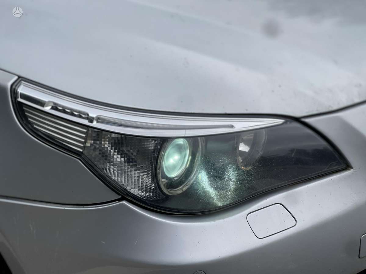 BMW 530 2004 — photo 26