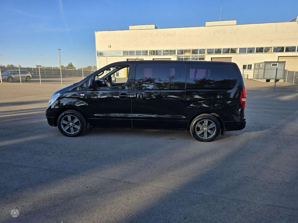 Hyundai H1 2011 — photo 8