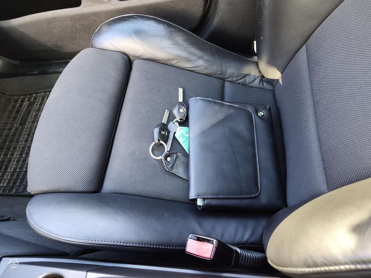 BMW X3 2008 — photo 12