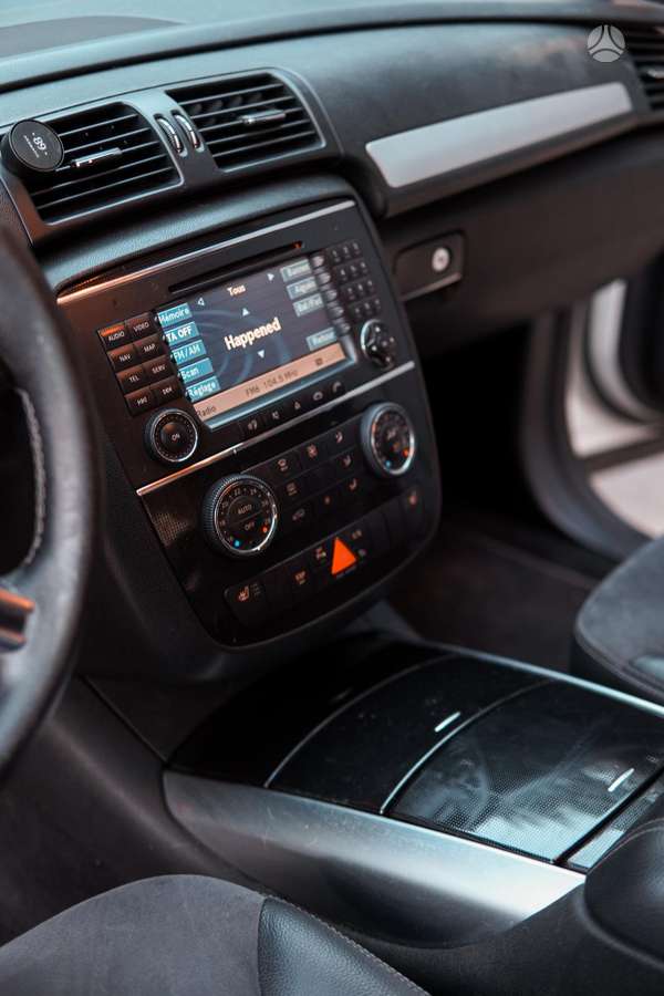 Mercedes-Benz R280 2008 — photo 16