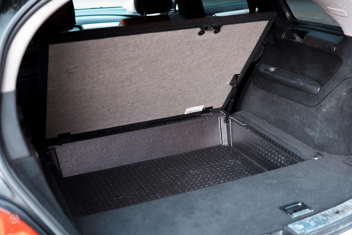 Mercedes-Benz R280 2008 — photo 17