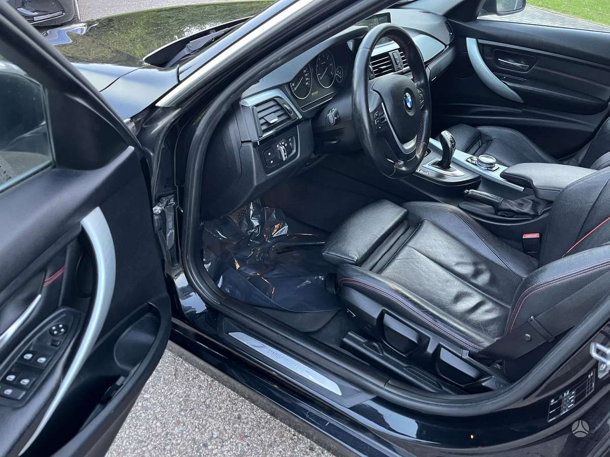 BMW 320 2013 — photo 10