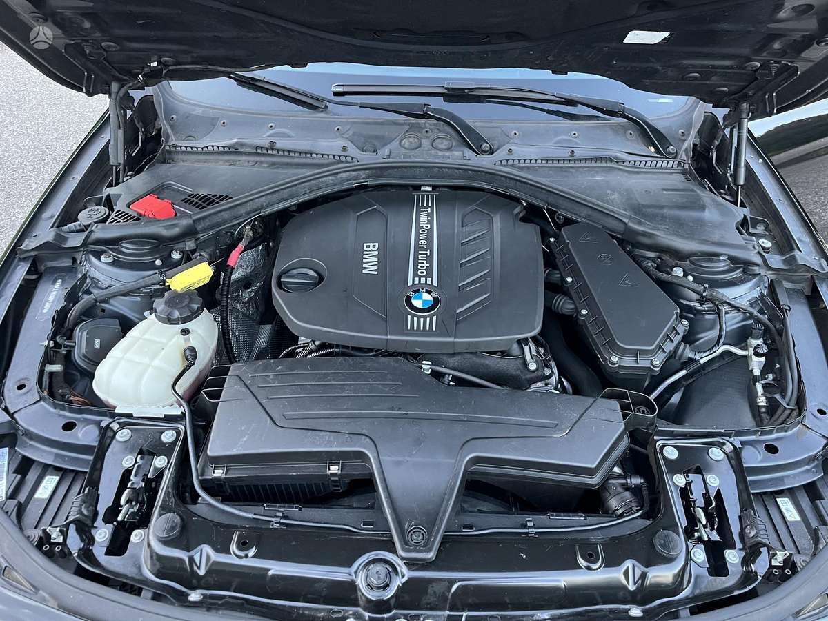 BMW 320 2013 — photo 31