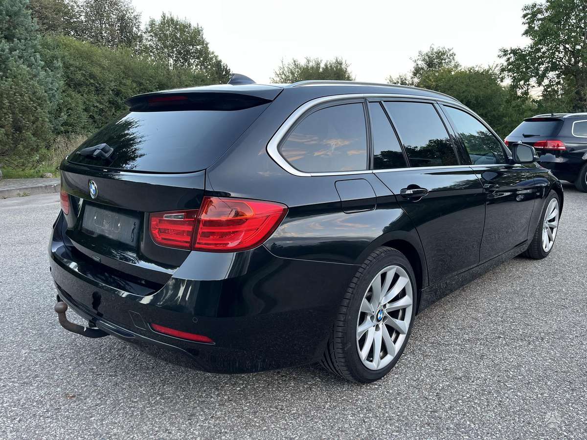BMW 320 2013 — photo 7