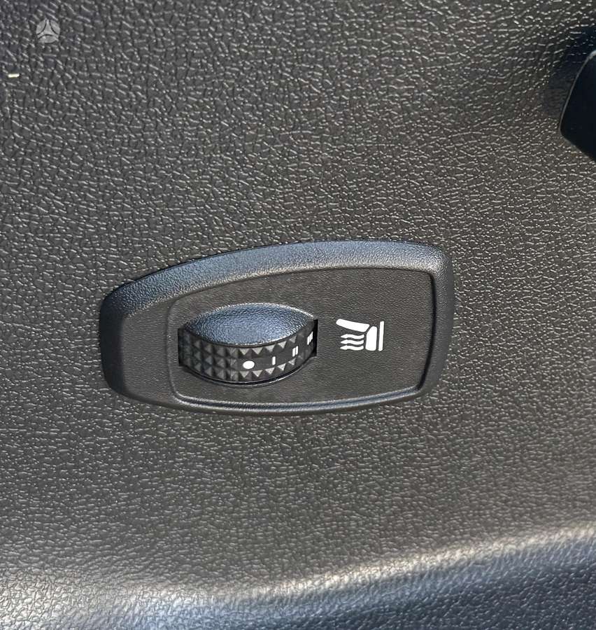 Renault Scenic 2015 — photo 20