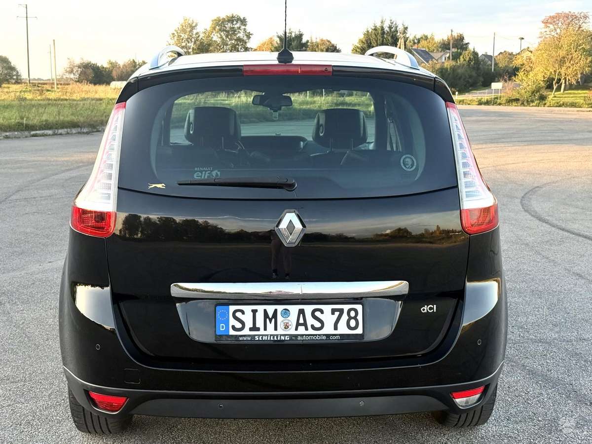 Renault Scenic 2015 — photo 9
