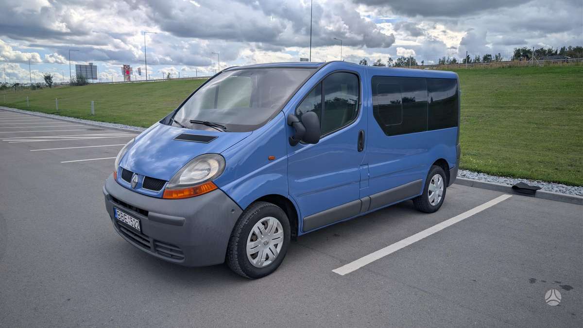 Renault Trafic 2004 — photo 16