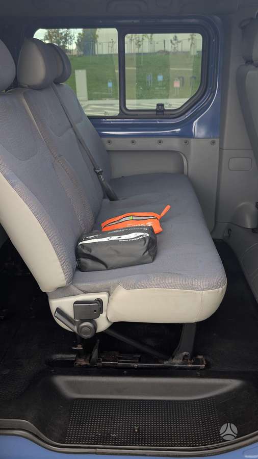Renault Trafic 2004 — photo 8