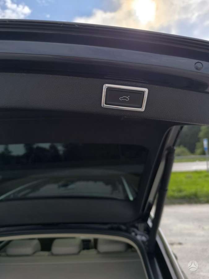 Skoda Superb 2012 — photo 27