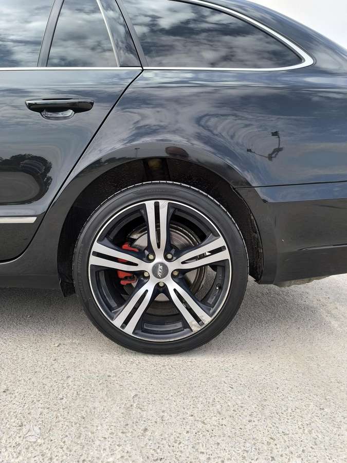 Skoda Superb 2012 — photo 31