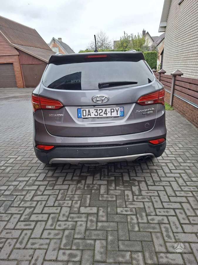 Hyundai Santa 2013 — engine 2199 cm³, 197 HP (145kW)