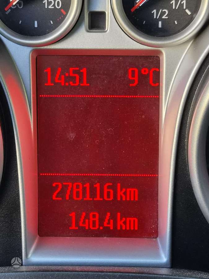 Ford Kuga 2011 — photo 12
