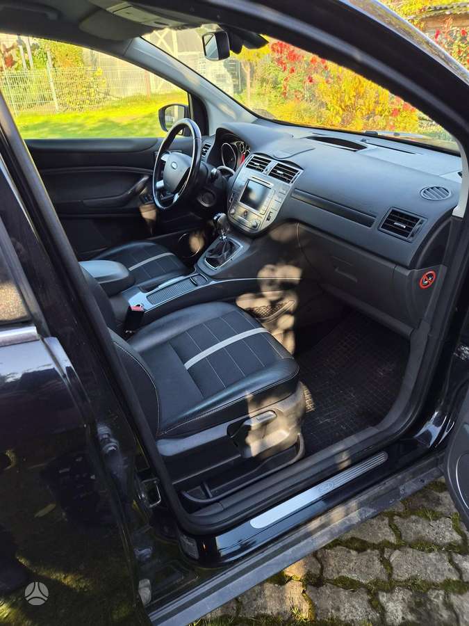 Ford Kuga 2011 — photo 7