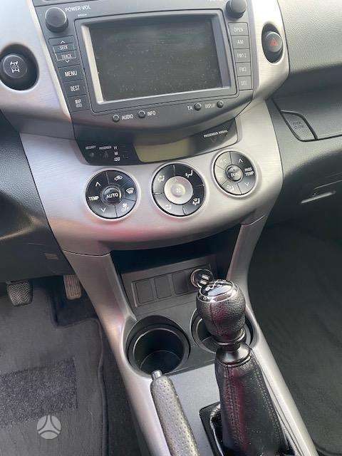 Toyota RAV4 2009 — photo 7