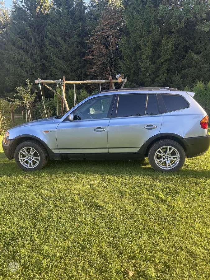 BMW X3 2004 — photo 9