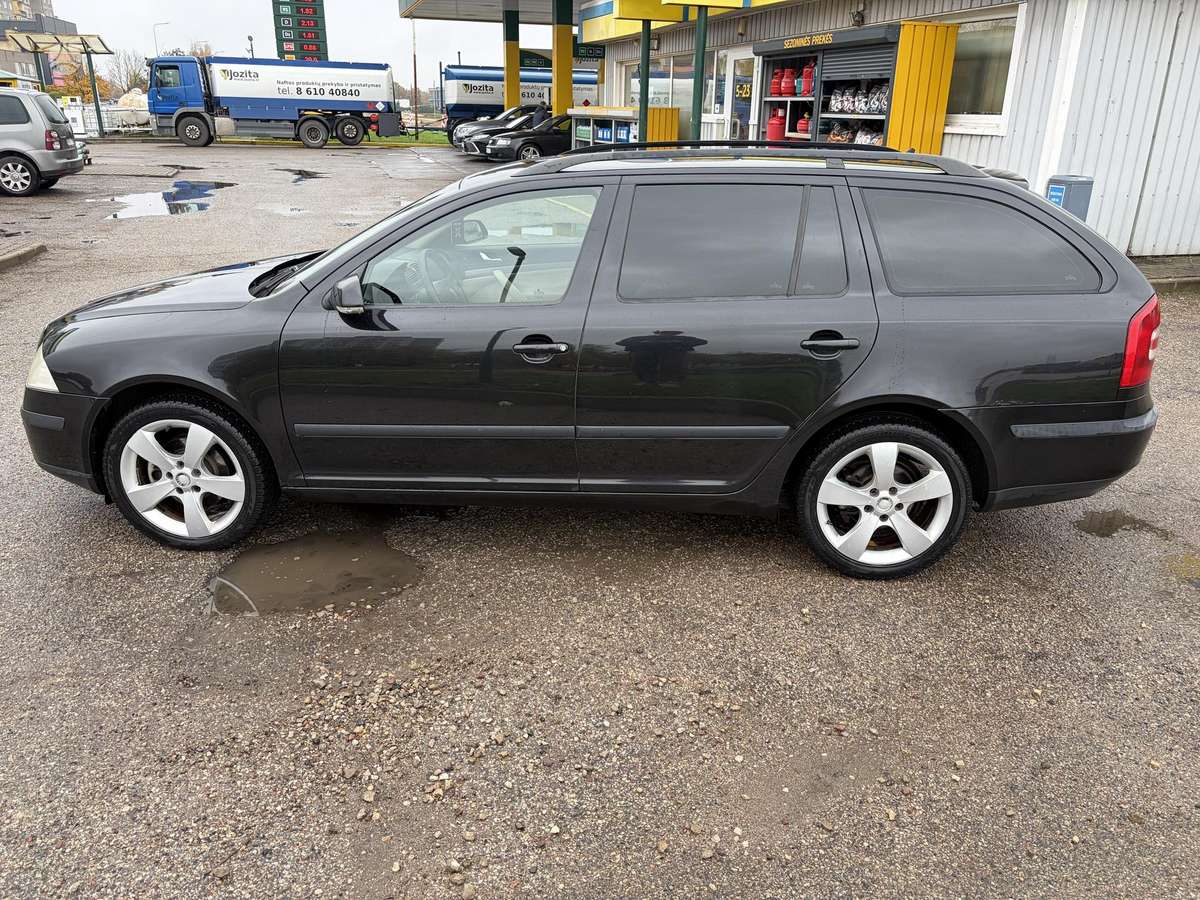 Skoda Octavia 2006 — двигун 1984 cm³, 150 HP (110kW)