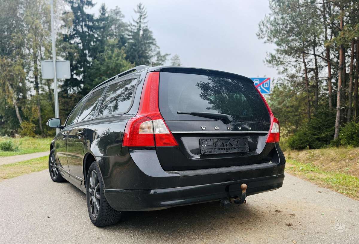 Volvo V70 2011 — engine 1984 cm³, 163 HP (120kW)