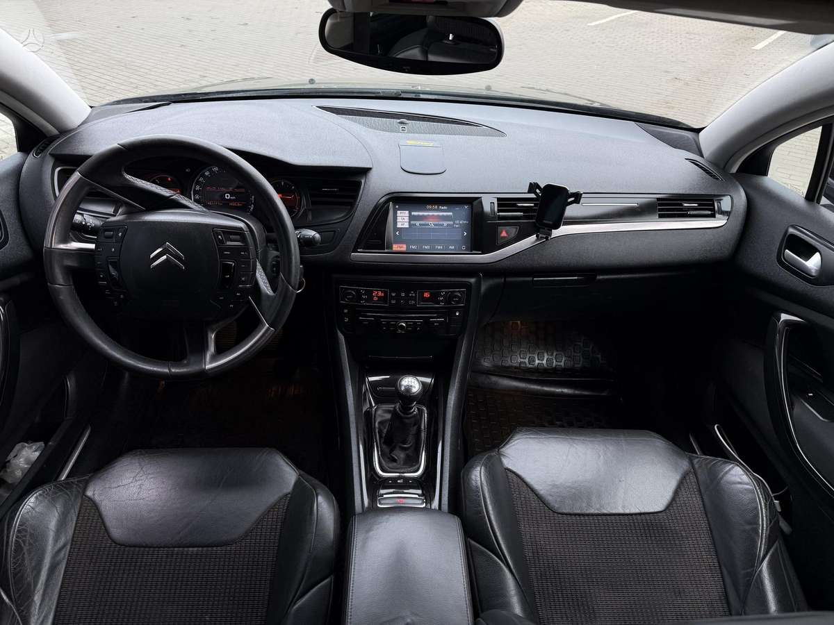 Citroen C5 2009 — photo 15
