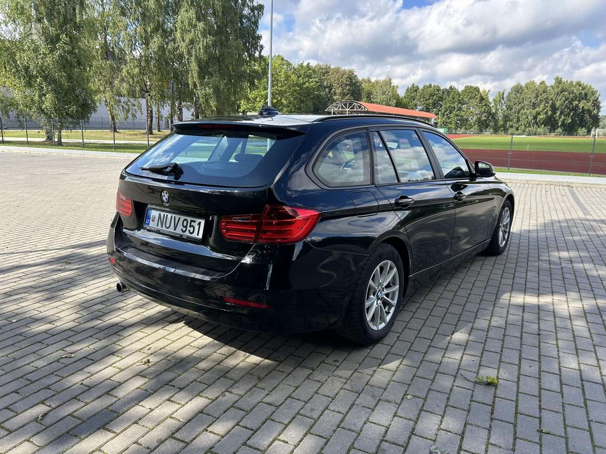 BMW 320 2013 — photo 5