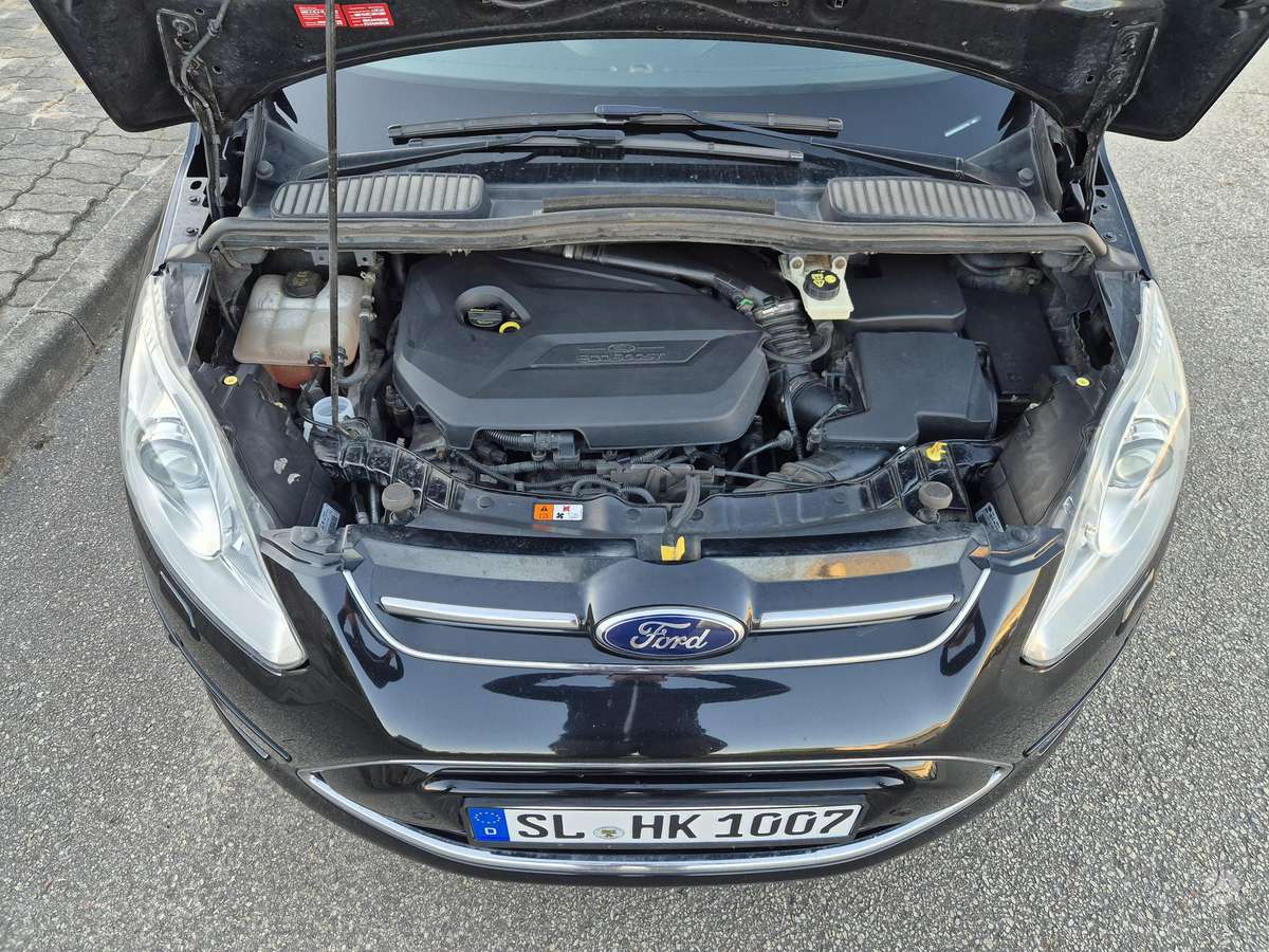 Ford C-MAX 2012 — photo 12