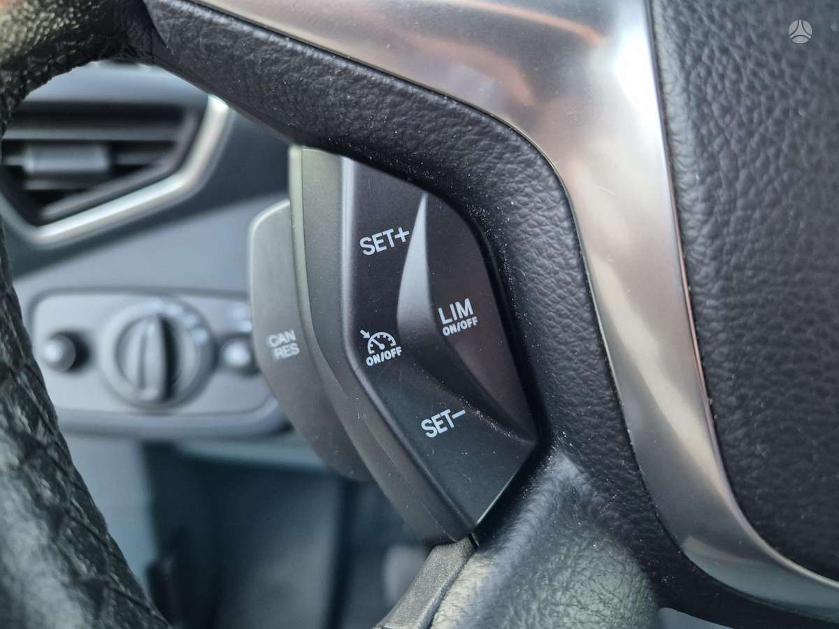 Ford C-MAX 2012 — photo 19
